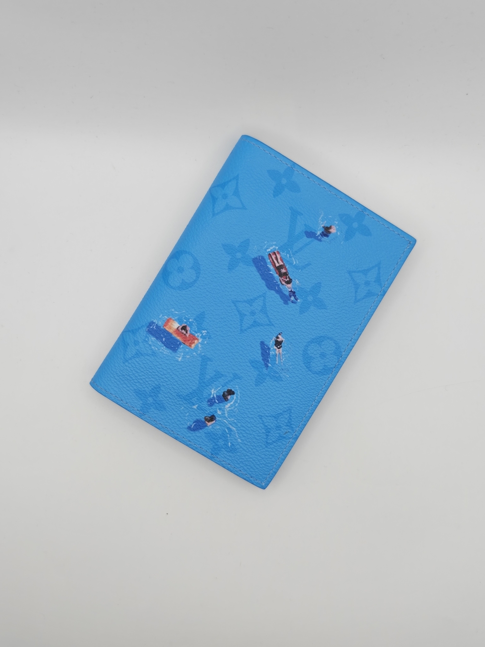 Louis Vuitton Blue Monogram Passport Cover - Picture 2 of 4